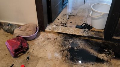 Antalya'nın Kepez ilçesinde eski sevgilisinin evinin kapısını benzin dökerek ateşe