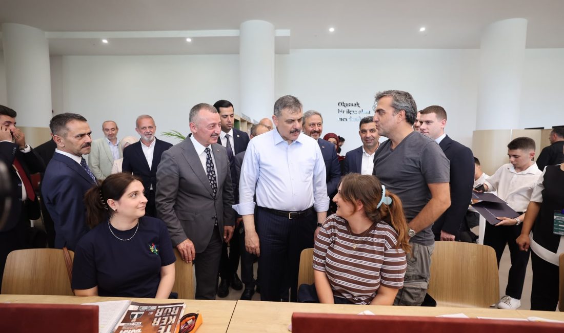 İçişleri Bakanı Mustafa Çiftçi, Kocaeli programının sonunda ziyaret ettiği Alev