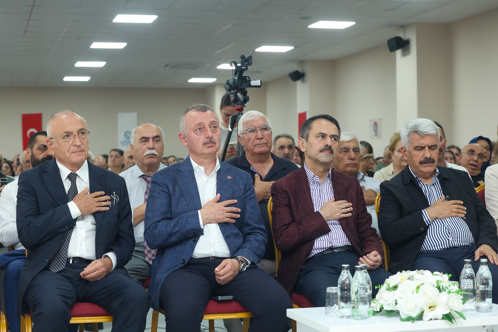 Büyükakın: “Birbirimize sıkı tutunduğumuzda güçlü oluruz”
