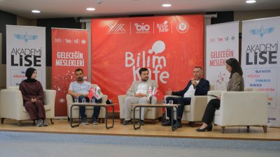 Kocaeli Büyükşehir Belediyesi, YKS'nin ardından üniversite tercih sürecine giren gençlere