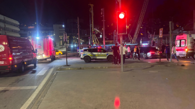 Kocaeli’nin İzmit ilçesinde, tramvay güzergahı üzerinde seyir halinde olan bir