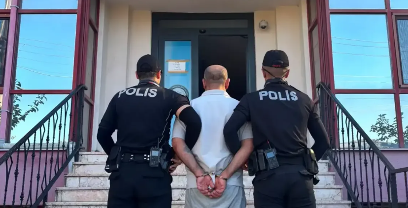 Kocaeli İl Emniyet Müdürlüğü ekiplerinin aranan şahısların yakalanmasına yönelik yürüttüğü
