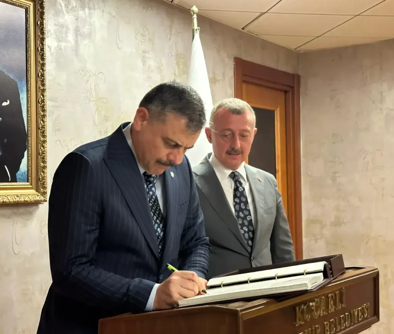Kritik Buluşma: Bakan Çiftçi, Büyükakın’ın Makamında