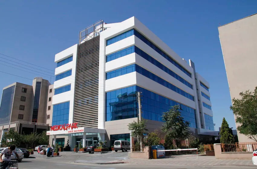 Medical Park Hastanesi'nde skandal! 45 personel için kritik çağrı