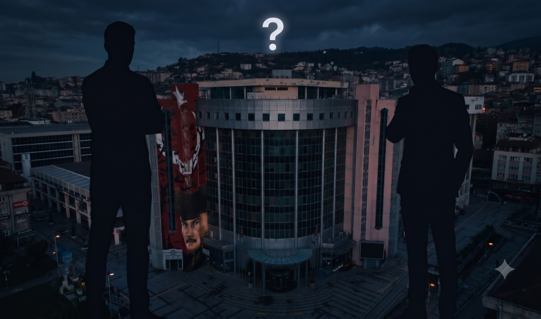 İzmit Belediyesi'nde yeni başkanvekilinin seçileceği tarihi günün ilk saatlerinde siyasi