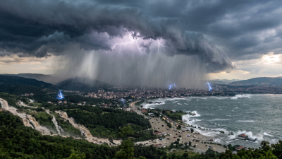 Kocaeli kavurucu yaz sıcaklarına kısa bir mola vermeye hazırlanıyor. Balkanlar