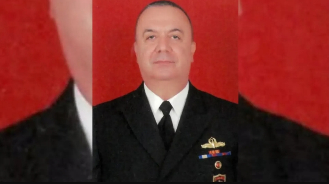 İzmit Şirintepe Mahallesi’nin tanınan simalarından Tamer Sönmez’in ağabeyi, Deniz Harp