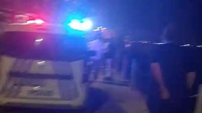 Kocaeli’nin Körfez ilçesinde sahil şeridinde yer alan belediyeye ait bir