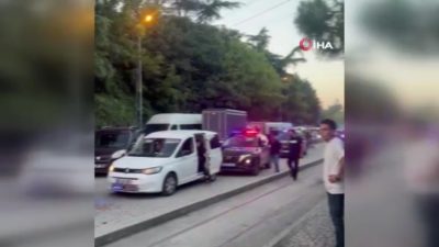 Kağıthane'de trafikte yol verme nedeniyle iki grup arasında çıkan bıçaklı