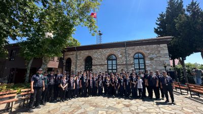 Kocaeli Büyükşehir Belediyesi, gençlerin yaşadıkları kenti daha yakından tanımaları amacıyla