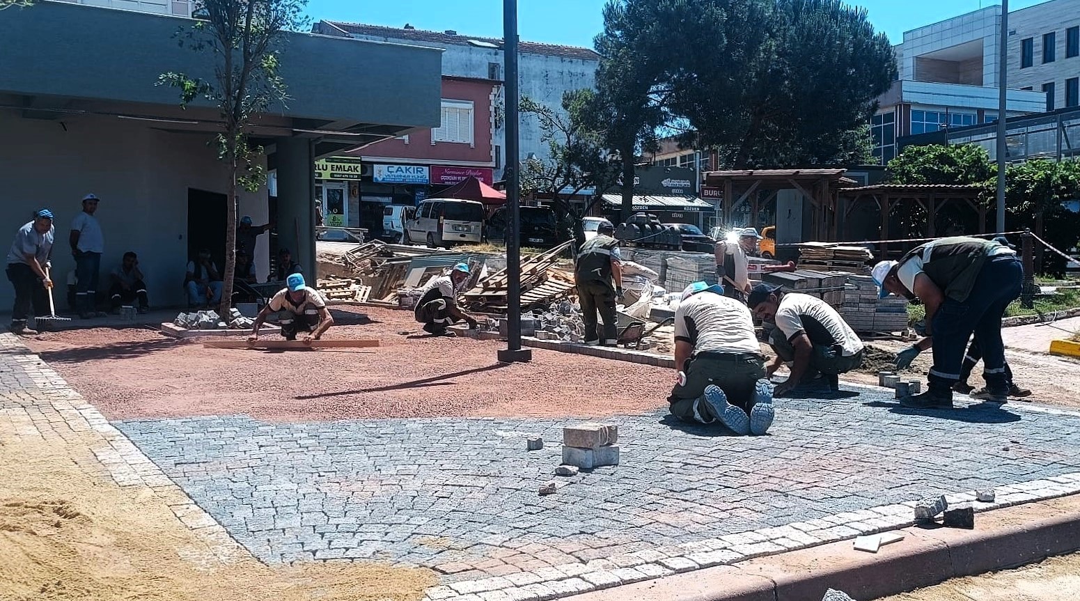 Kandıra'ya modern, güvenli ve konforlu meydan