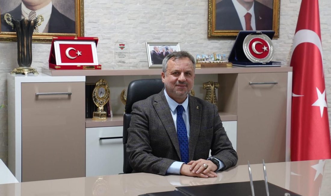 AK Parti İzmit İlçe Başkanı Halil Güngör Dokuzlar, İzmit Belediyesi