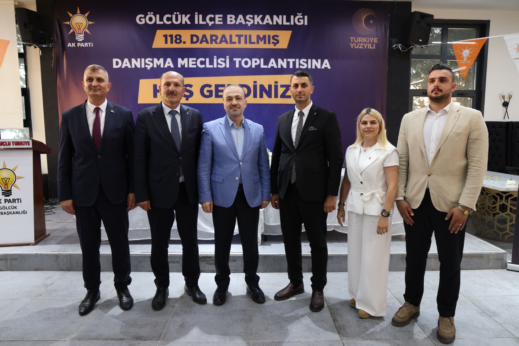 Ak Parti Kocaeli Gölcük'te toplandı