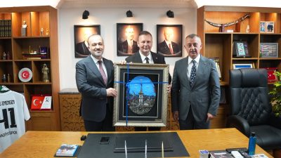 Kocaeli Büyükşehir Belediye Başkanı Tahir Büyükakın ile AK Parti Kocaeli