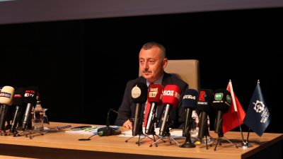 Kocaeli Büyükşehir Belediyesi, kentin geleceğine yön veren stratejik kararların alındığı