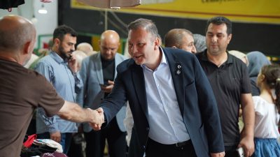 MHP Kocaeli İl Başkanı Enes Emengen, İzmit Perşembe Pazarı'nı ziyaret
