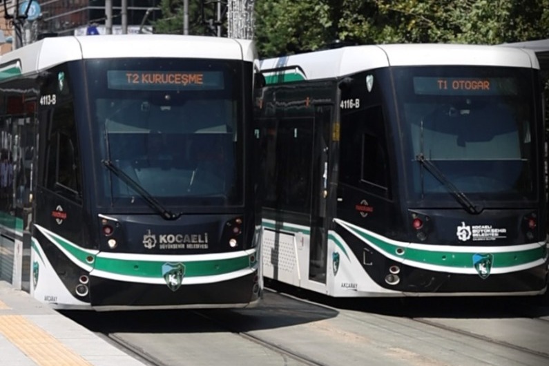 Kocaeli’de kent içi ulaşımın can damarı olan Akçaray Tramvay Hattı’nda