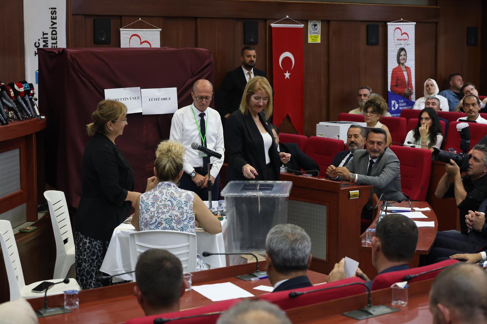 İzmit’te Başkanvekilliği Seçiminde 2. Tur Oylaması Başladı!