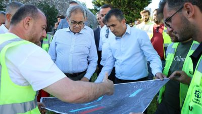 Kocaeli Büyükşehir Belediyesi'nin İzmit Santral Rampası'nda yürüttüğü üstyapı yenileme çalışmaları