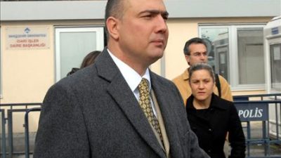 İYİ Parti’nin kurucu üyeleri arasında yer alan usta gazeteci ve