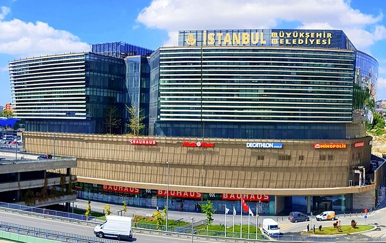 İstanbul Büyükşehir Belediyesi (İBB) bünyesindeki bazı üst düzey isimler ve