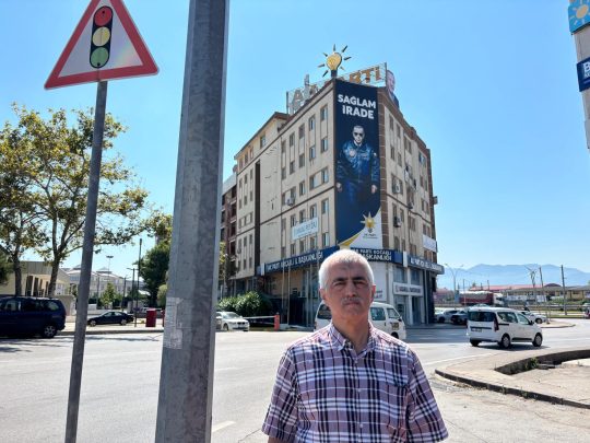 Halkların Eşitlik ve Demokrasi Partisi (DEM Parti) Kocaeli Milletvekili Ömer