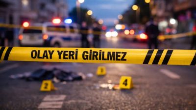Kocaeli’nin İzmit ilçesinde gece saatlerinde seyir halindeki bir otomobile düzenlenen