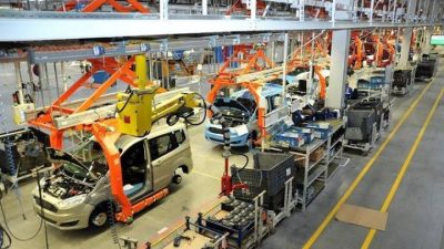 Türkiye'nin otomotiv devi Ford Otosan, Gölcük, Yeniköy ve Eskişehir fabrikalarında