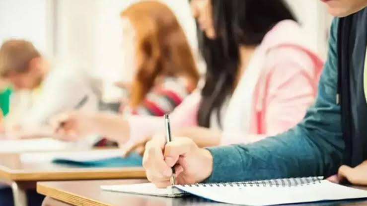 Üniversitelilere öğrenci affı TBMM'den geçti: 2026 öğrenci affı kimleri kapsıyor?