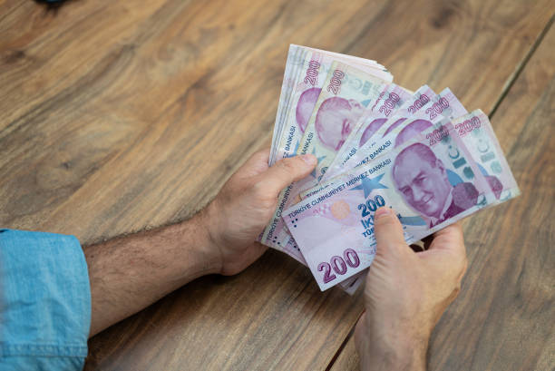 Vergi dairelerine borcu bulunan milyonlarca vatandaşı ve esnafı yakından ilgilendiren
