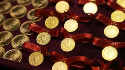Altın piyasasında tahminler altüst olmaya devam ediyor. Hürmüz krizi zirvesinde