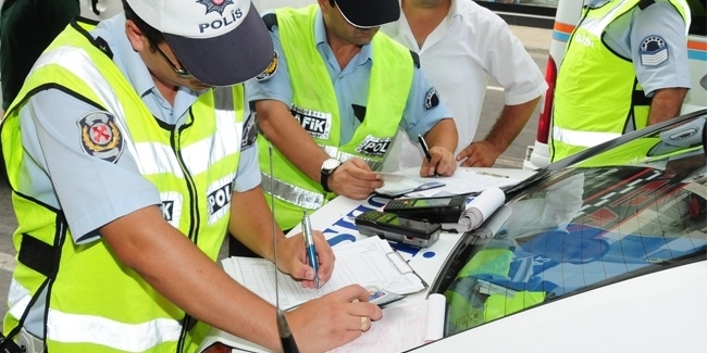 Danıştay, trafik cezalarına karşı yargı yolu açıkken ve itiraz süreci