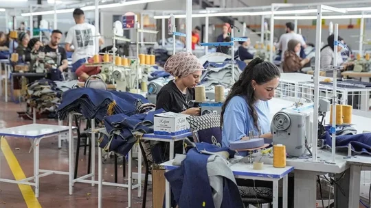 İzmir merkezli Sir Hazır Giyim, mali sıkıntılar nedeniyle ikinci kez