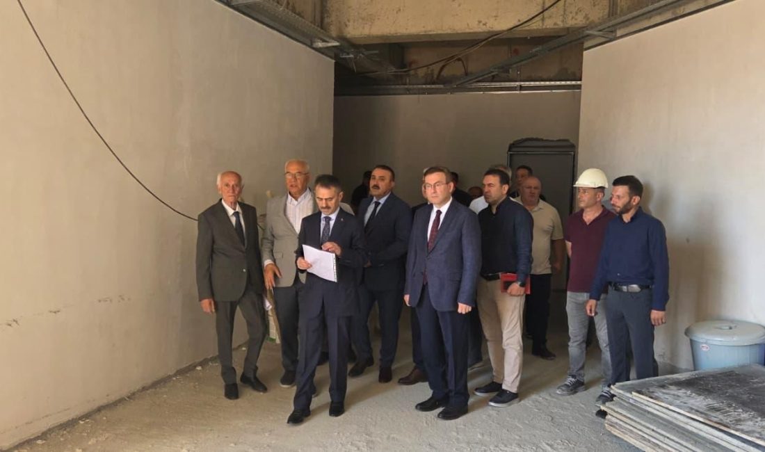 Kocaeli Valisi İlhami Aktaş, Derince Çenesuyu’nda yapımı süren 35 derslikli