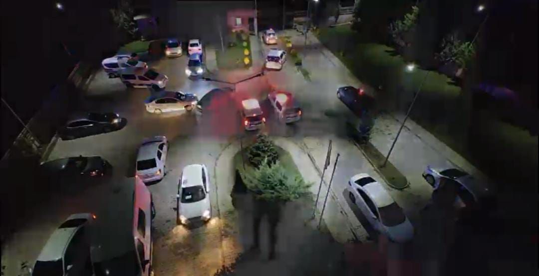 Kocaeli'nin Darıca ilçesinde iş yerine yönelik kundaklama girişimiyle ilgili yürütülen