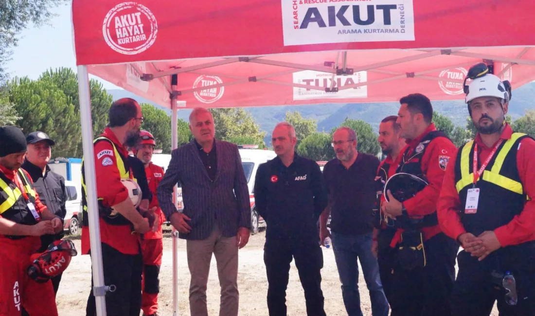 Kocaeli’de 17 Ağustos Marmara Depremi öncesinde AKUT tarafından 4. Seviye