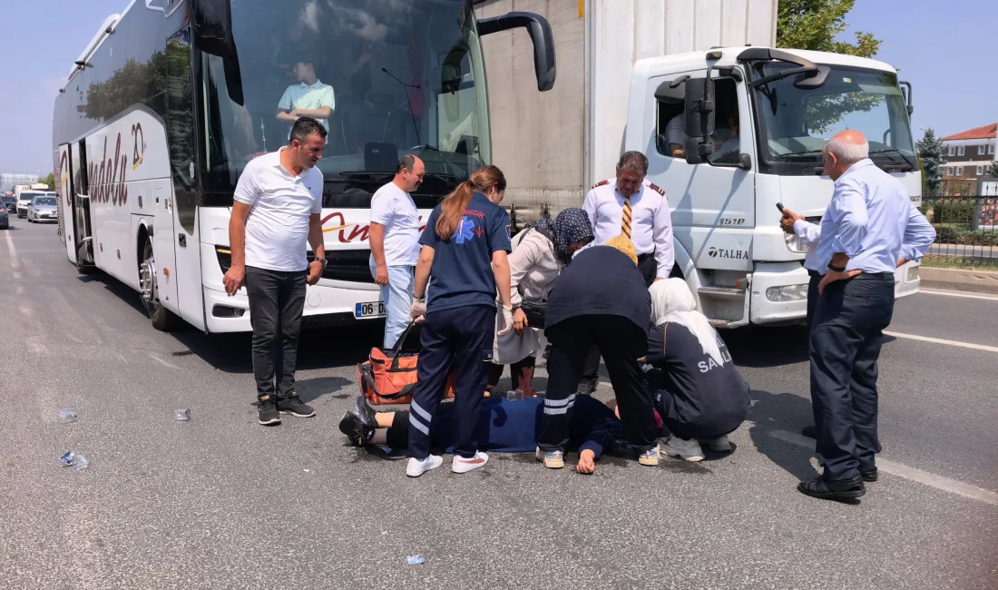 Bursa’nın İnegöl ilçesinde yolcu otobüsünün çarptığı yaklaşık 30 yaşlarındaki kadın