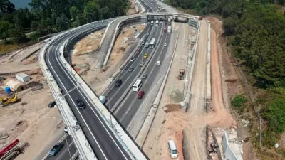 Kocaeli Büyükşehir Belediyesi tarafından ‘Başiskele Kavşağı Yapım İşi’ kapsamında Başiskele