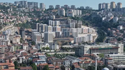 İzmit Cedit Mahallesi'nde yürütülen kentsel dönüşüm projesinde hak sahipleri için