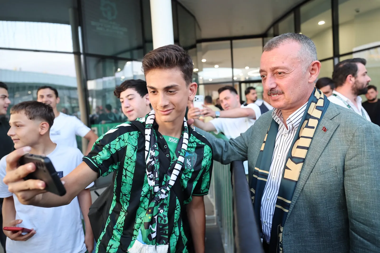Büyükakın'dan Kocaelispor'a büyük moral