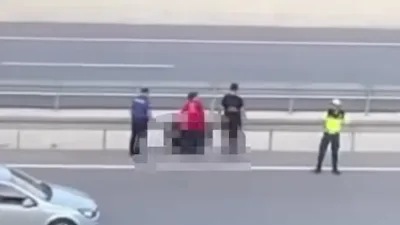 Kandıra-İzmit kara yolunda meydana gelen motosiklet kazasında 1 kişi hayatını