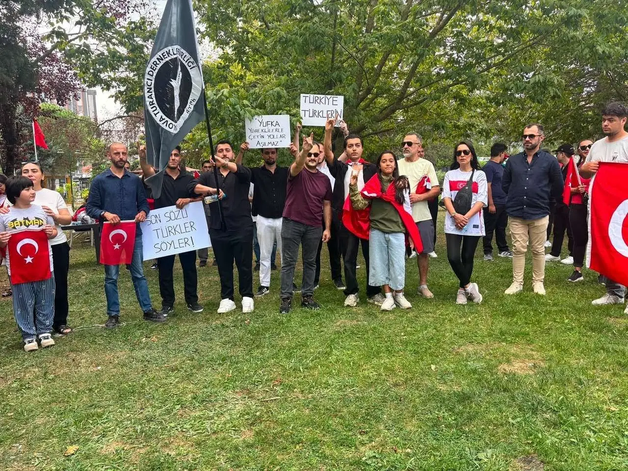 Kocaeli'de Turancı Dernekler Birliği'nden Çerçeve Yasa eylemi: "Biz kalleşe kardeş demeyiz!"