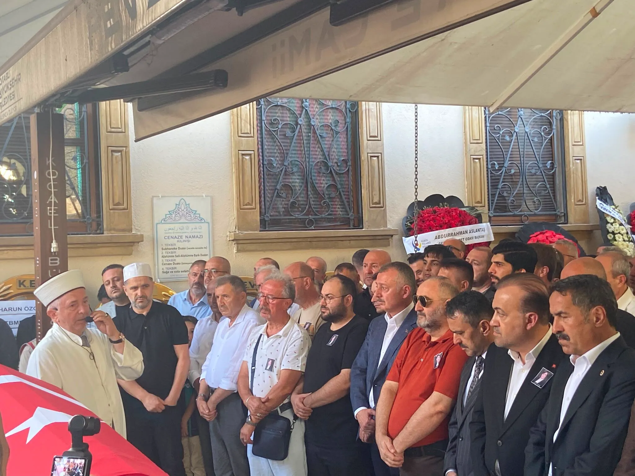 Azize Sibel Gönül son yolculuğuna uğurlandı