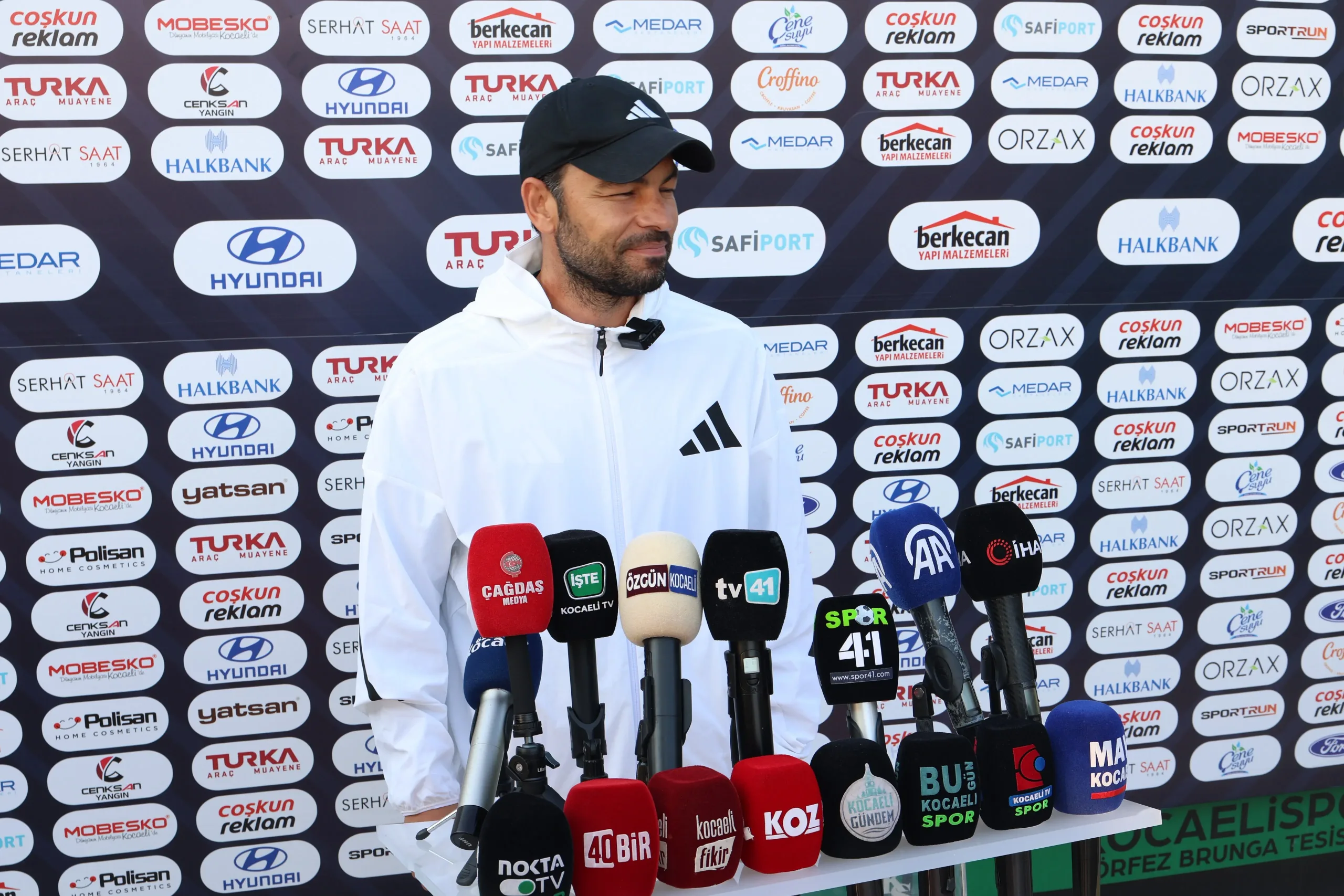 Kocaelispor teknik direktörü Selçuk İnan'dan transfer açıklaması