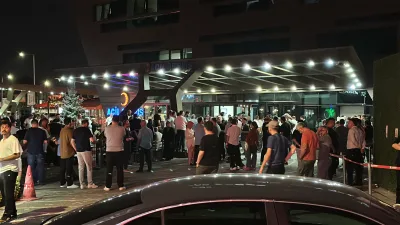 Sakarya'nın Serdivan ilçesinde üvey oğlu tarafından silahla vurularak ağır yaralanan