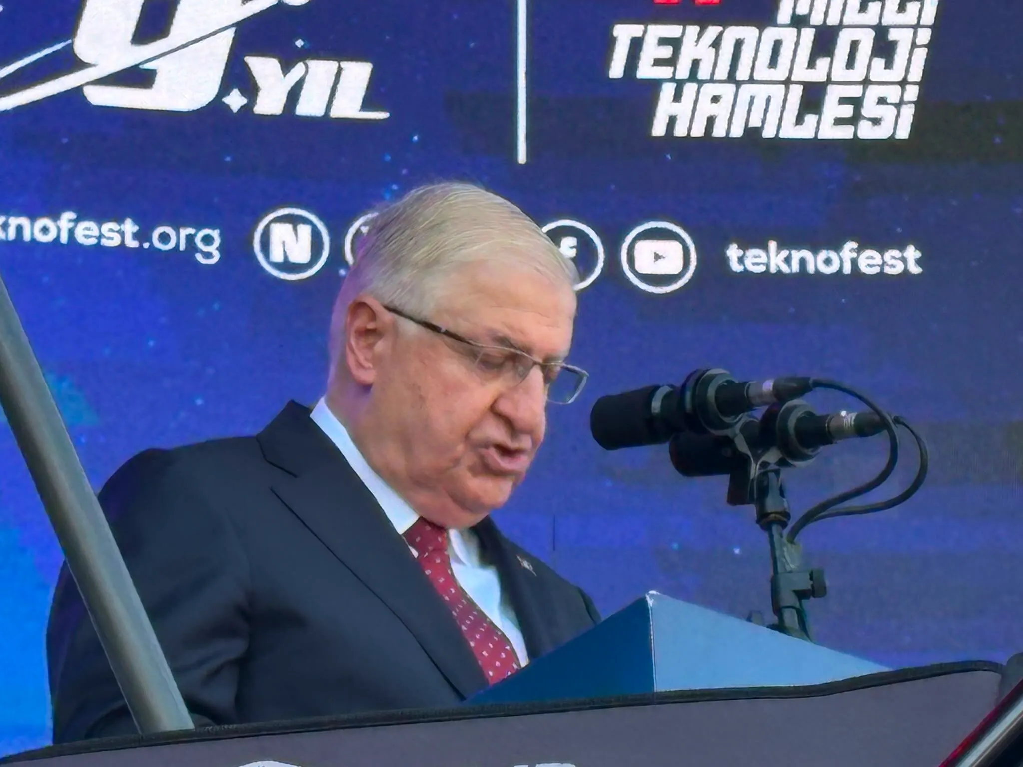 Bakan Yaşar Güler: "TEKNOFEST kuşağının ortaya koyduğu heyecan, azim ve özgüven bizleri gururlandırıyor"