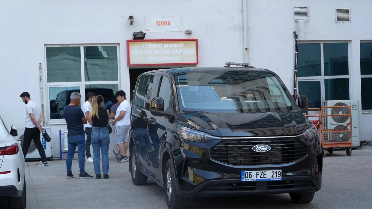 Kocaeli'de cansız bedenleri bulunan 3 kardeşin sır ölümü araştırılıyor