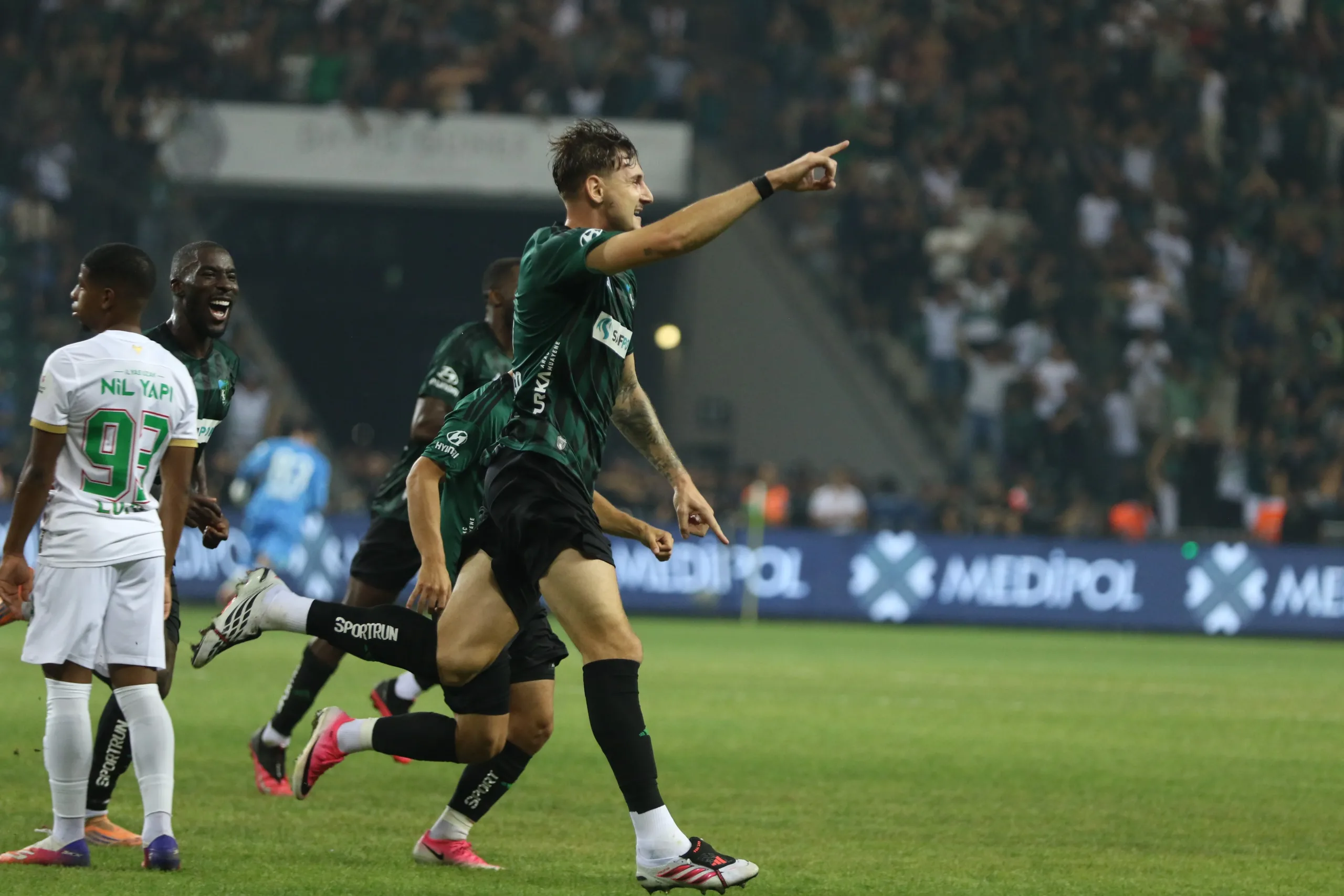 Amed SF teknik direktöründen olay mağlubiyet yorumu: "Kocaelispor bizden daha iyi değildi"