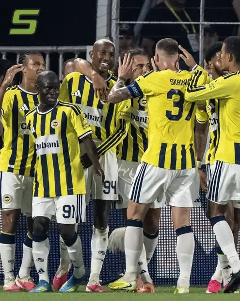 Fenerbahçe 18 yıl sonra Şampiyonlar Ligi'nde!