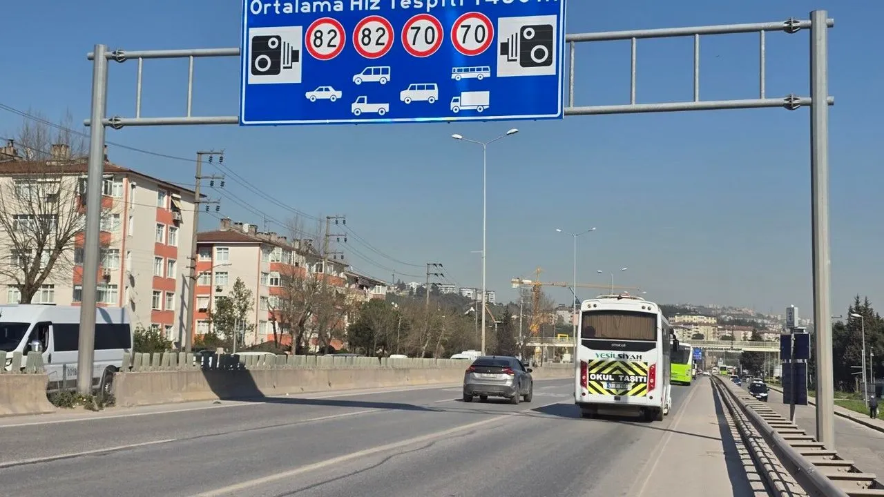 D-100’de hız sınırları yükseltildi: Kocaeli EDS’de yeni limitler ve 2026 ceza tarifesi belli oldu